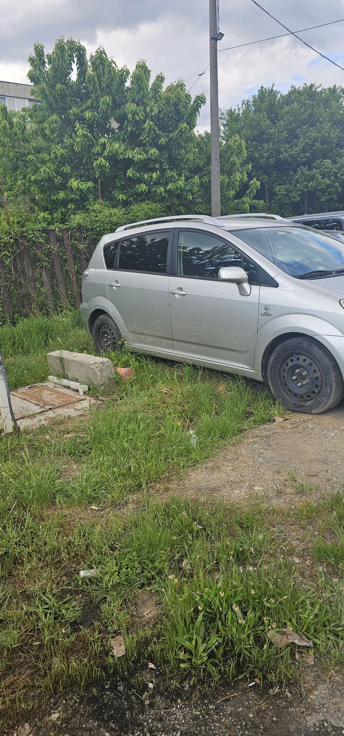 Toyota Corolla verso, снимка 3 - Автомобили и джипове - 54618941