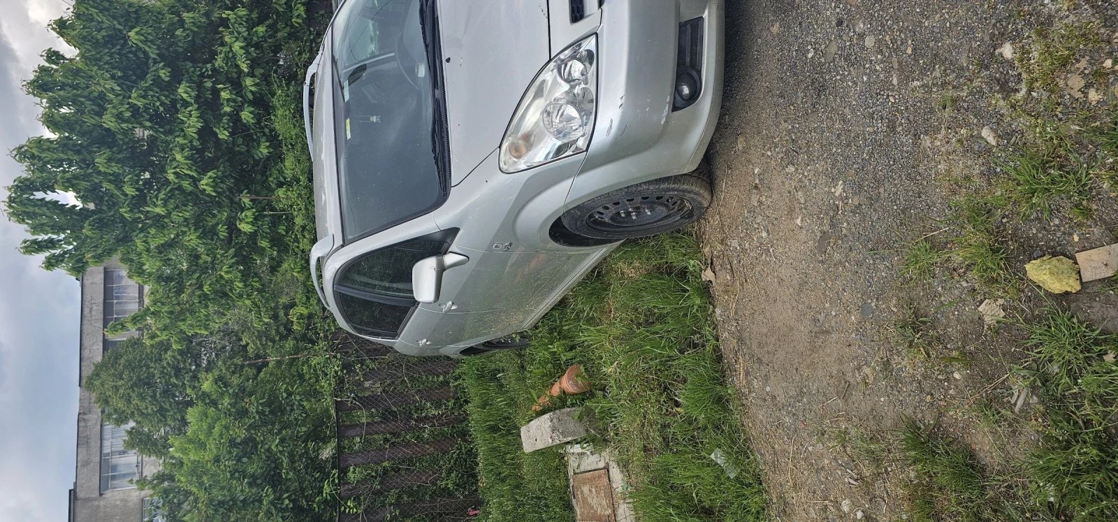 Toyota Corolla verso, снимка 2 - Автомобили и джипове - 54618941