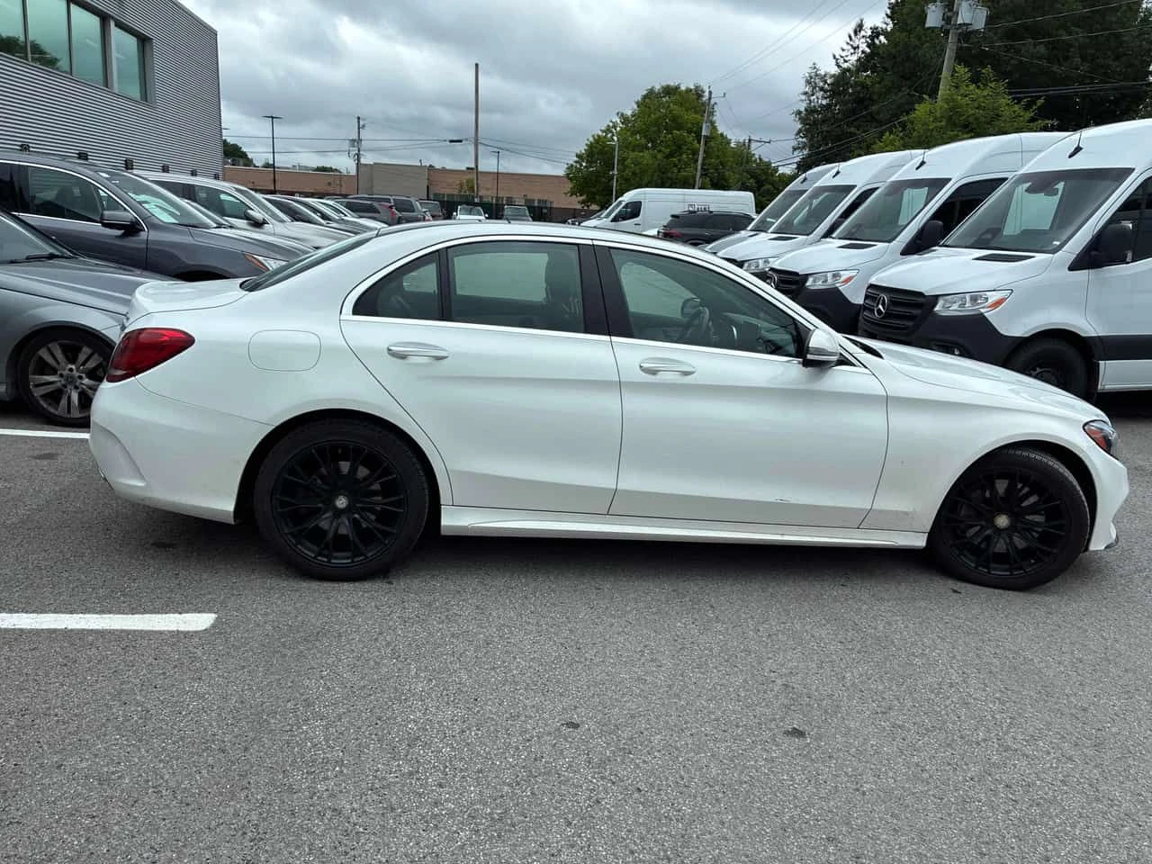Mercedes-Benz C 300 * CARFAX * ОПЦИЯ ЗА ФИНАНСИРАНЕ, снимка 3 - Автомобили и джипове - 55064464
