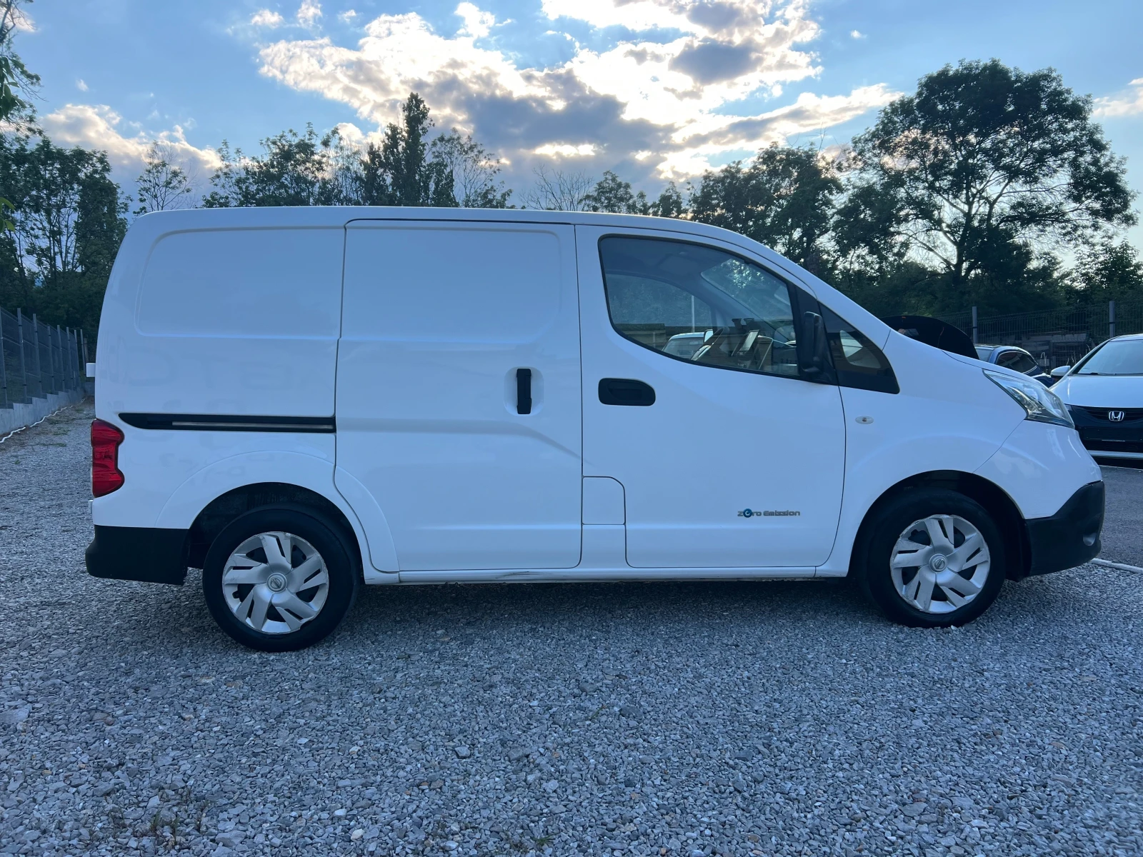 Nissan e-NV200, снимка 7 - Автомобили и джипове - 55200667