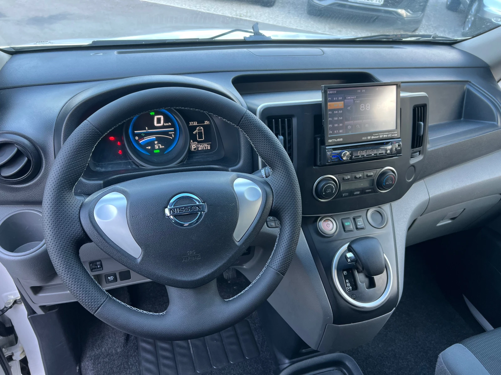 Nissan e-NV200, снимка 9 - Автомобили и джипове - 55200667