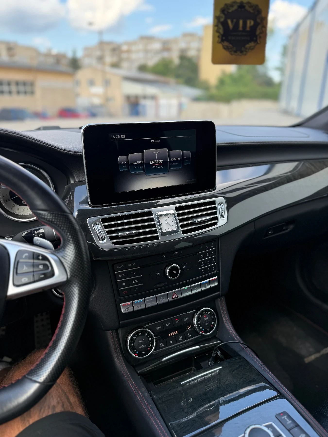 Mercedes-Benz CLS 350 * 4MATIC* AMG* AMG 63 САЛОН* FULL FULL* ТОП ЦЕНА* , снимка 9 - Автомобили и джипове - 55417574
