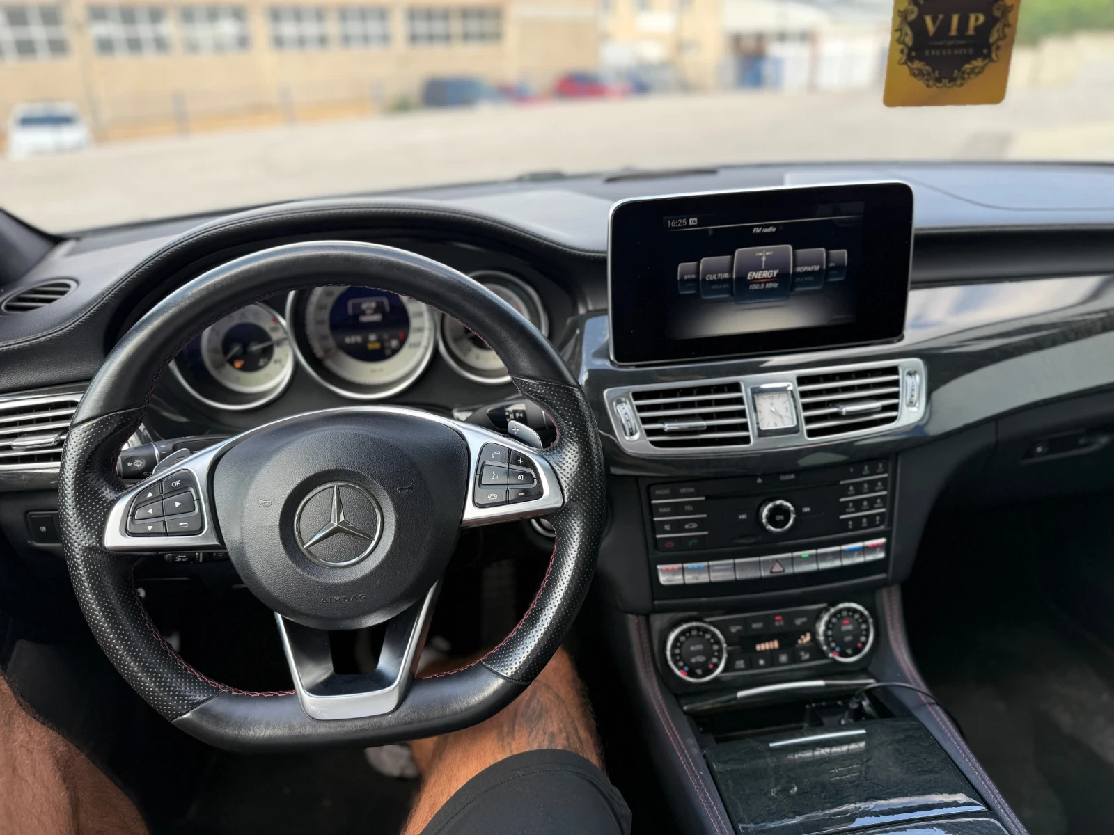 Mercedes-Benz CLS 350 * 4MATIC* AMG* AMG 63 САЛОН* FULL FULL* ТОП ЦЕНА* , снимка 10 - Автомобили и джипове - 55417574