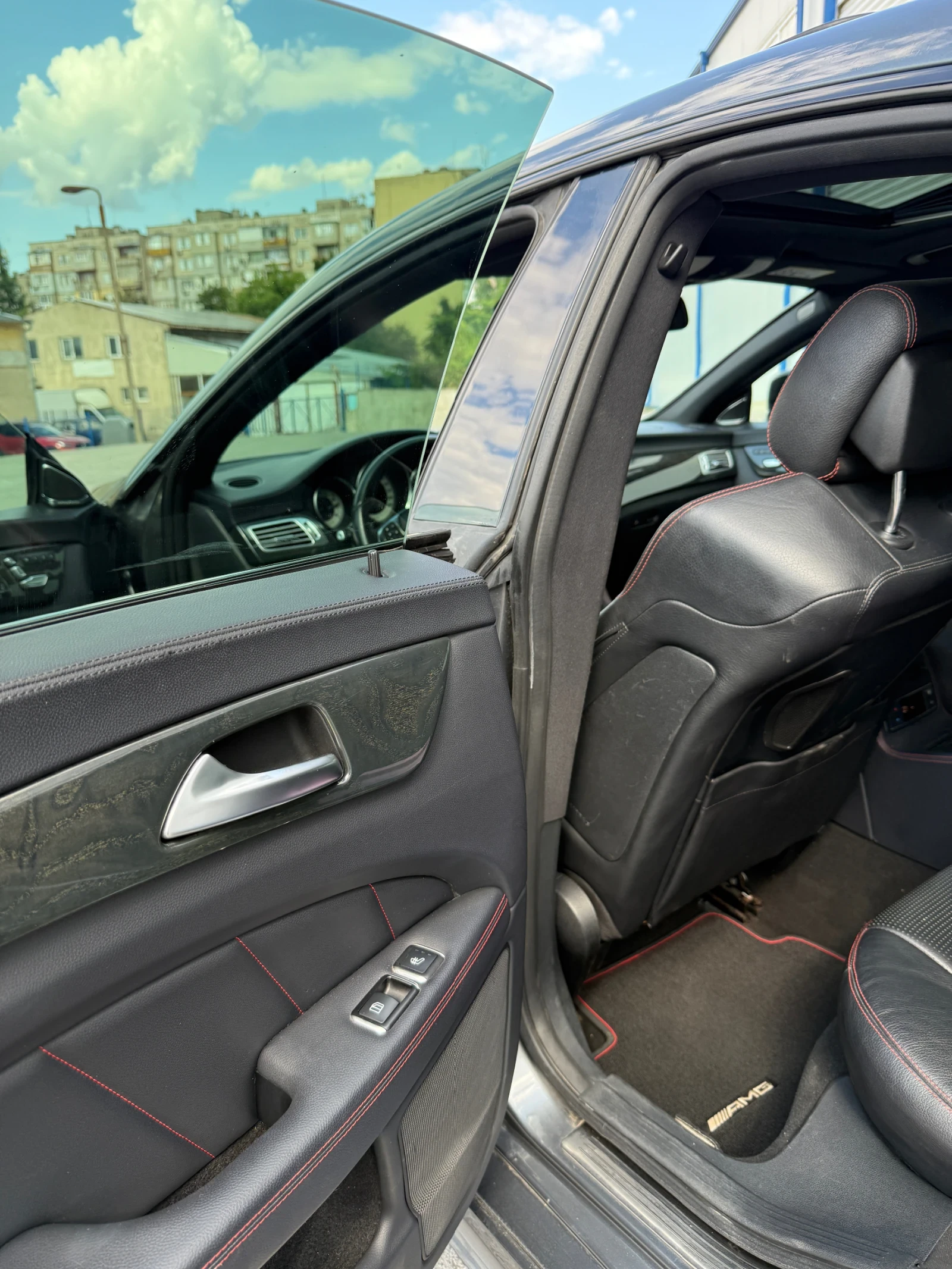Mercedes-Benz CLS 350 * 4MATIC* AMG* AMG 63 САЛОН* FULL FULL* ТОП ЦЕНА* , снимка 12 - Автомобили и джипове - 55417574