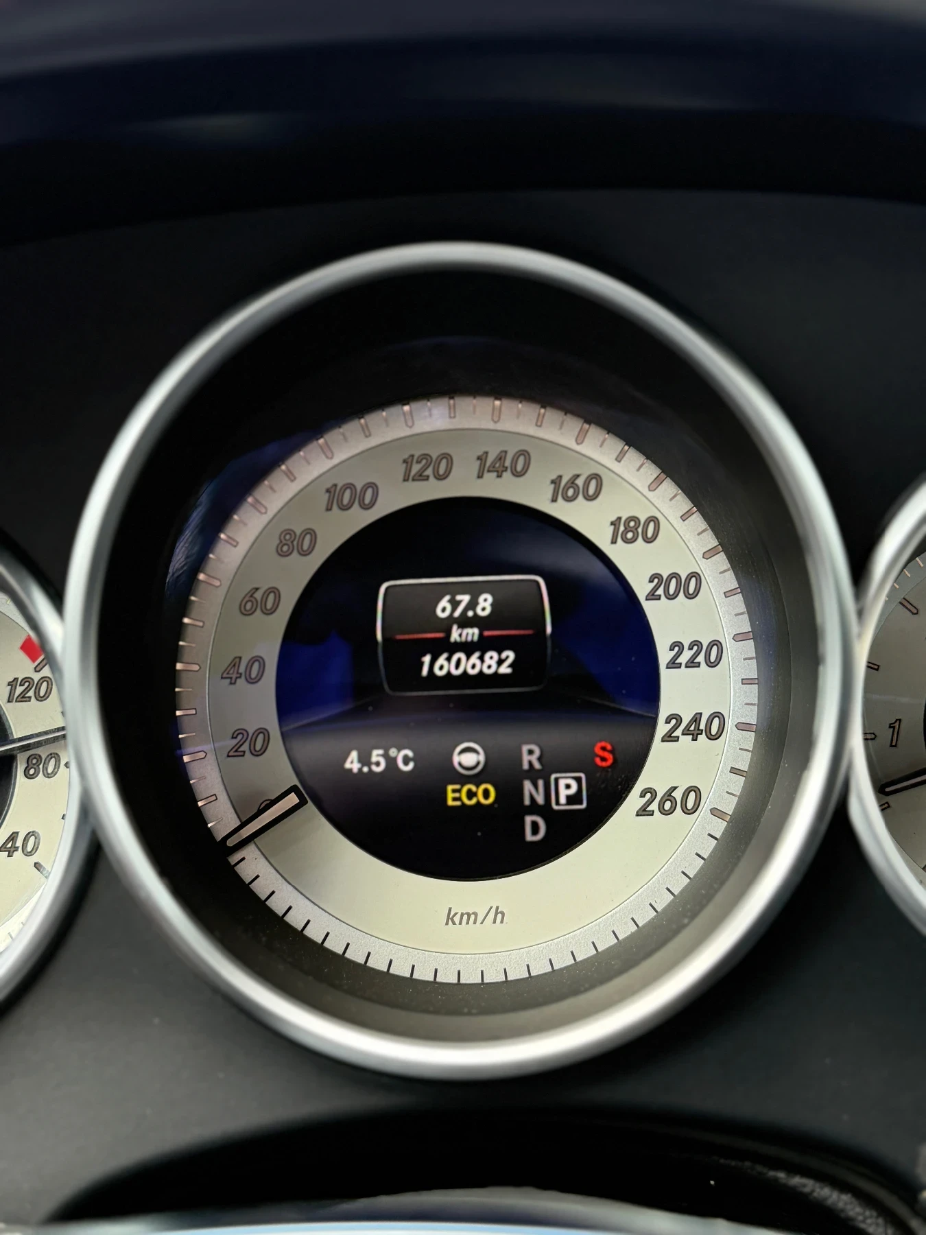 Mercedes-Benz CLS 350 * 4MATIC* AMG* AMG 63 САЛОН* FULL FULL* ТОП ЦЕНА* , снимка 13 - Автомобили и джипове - 55417574