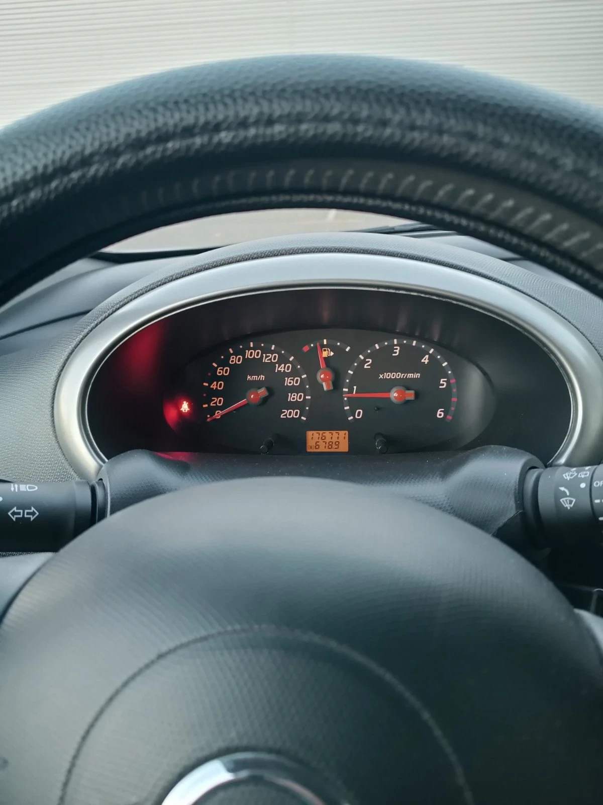 Nissan Micra, снимка 9 - Автомобили и джипове - 56344451