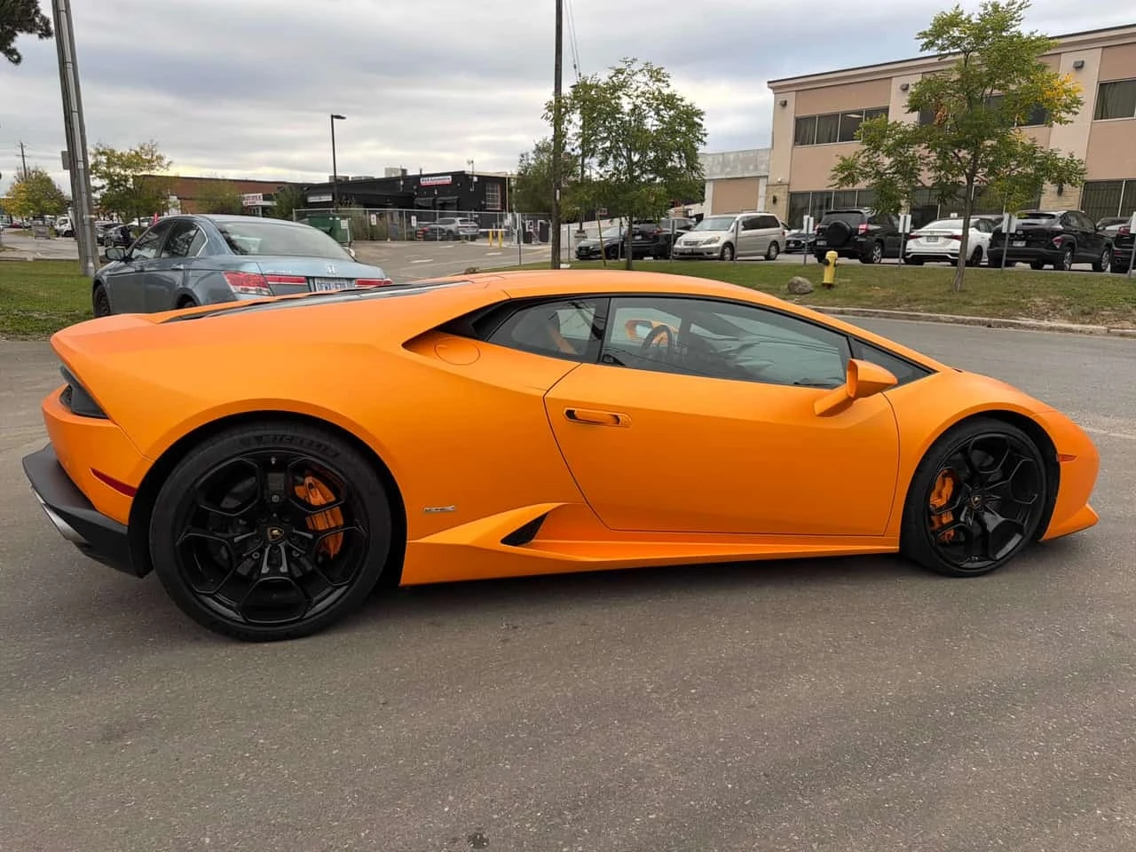 Lamborghini Huracan  LP 610 4 * CARFAX * ��� ������������ ������ | Mobile.bg � ����������� 3