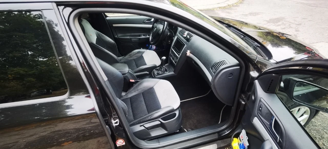 Skoda Octavia VRS, снимка 9 - Автомобили и джипове - 56495298