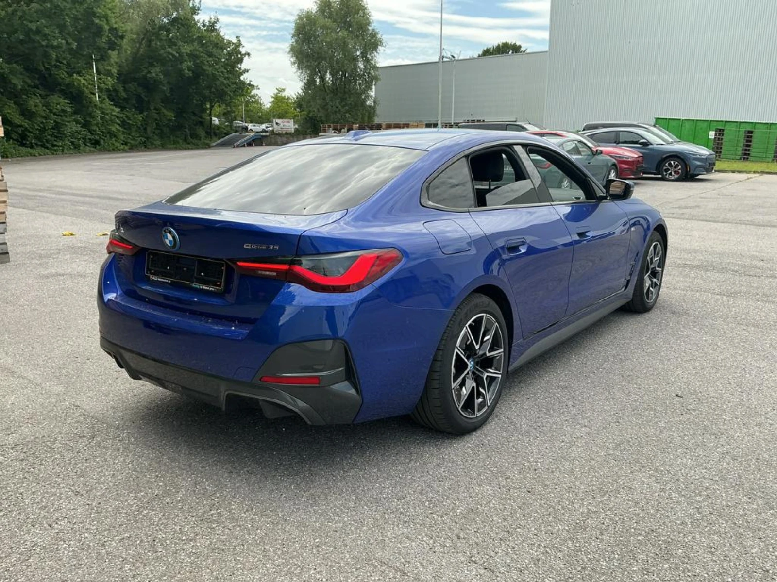BMW i4 eDrive35 Leather LED Navi | Mobile.bg � ����������� 3
