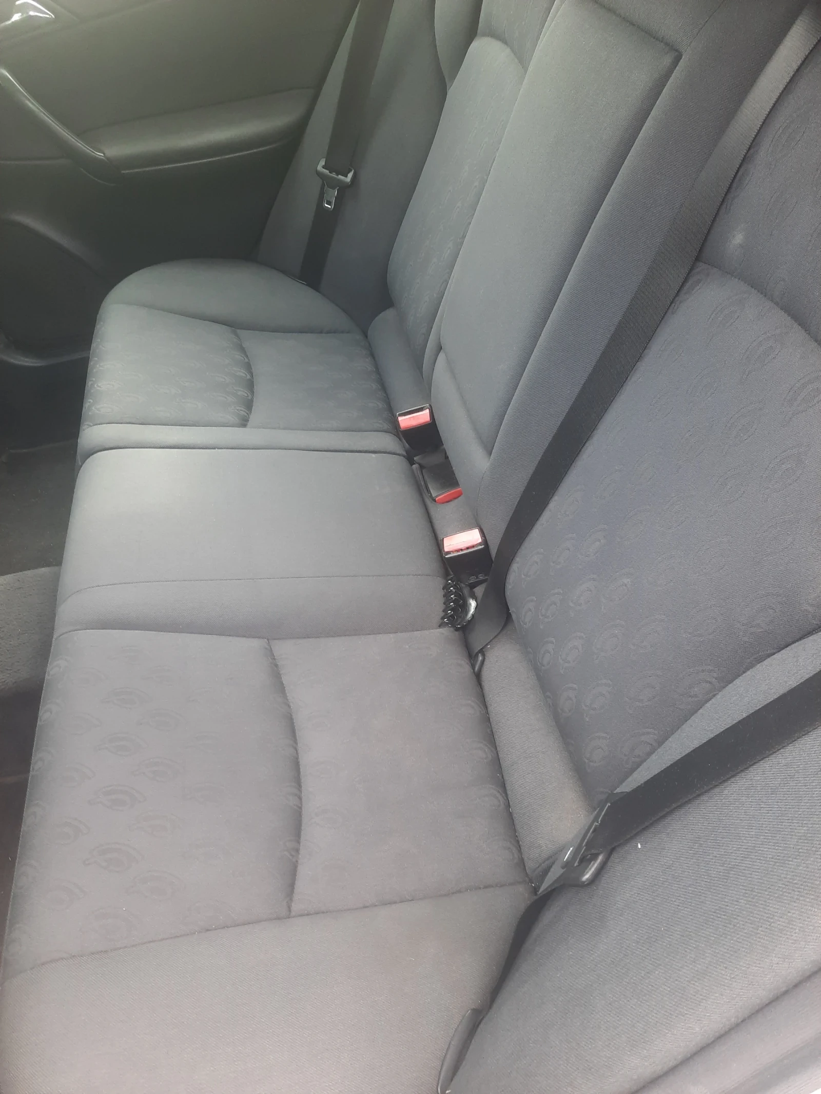 Mercedes-Benz C 220, снимка 5 - Автомобили и джипове - 56661244