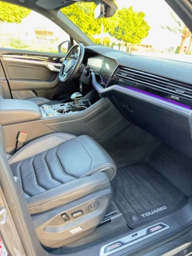 VW Touareg 3.0TDI/R-LINE/DAYTONA GRAU/FULL MAX/LIZING, снимка 9