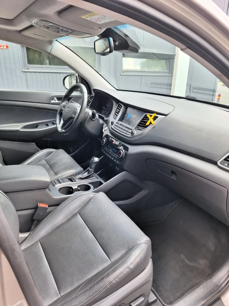 Hyundai Tucson НОВ ВНОС ОТ ШВЕЙЦАРИЯ!!!PLENA PREMIUM!!!, снимка 8 - Автомобили и джипове - 52894511
