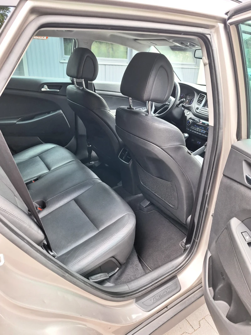 Hyundai Tucson НОВ ВНОС ОТ ШВЕЙЦАРИЯ!!!PLENA PREMIUM!!!, снимка 10 - Автомобили и джипове - 52894511