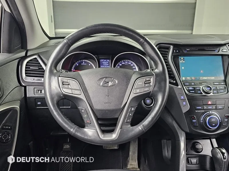 Hyundai Santa fe 2.0 4WD, снимка 13 - Автомобили и джипове - 54256806