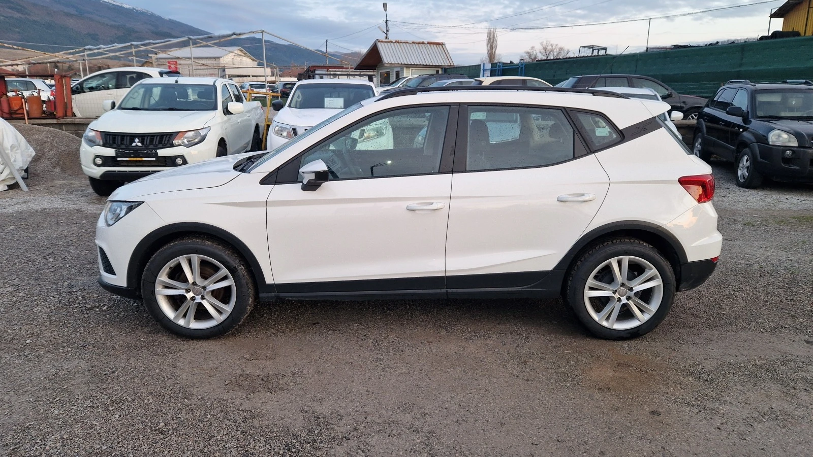 Seat Arona 1.6 TDi EUR.6 - изображение 5