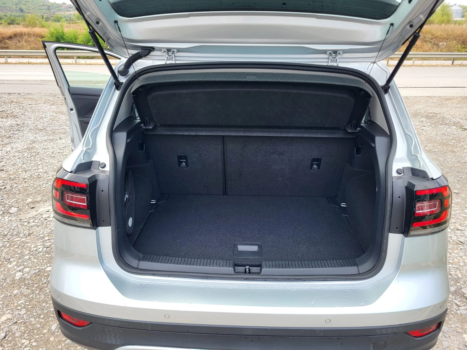 VW T-Cross 1.0 | Mobile.bg — изображение 11