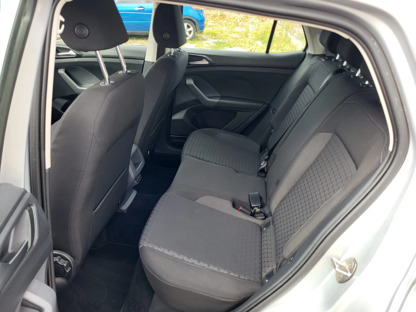 VW T-Cross 1.0 | Mobile.bg — изображение 17