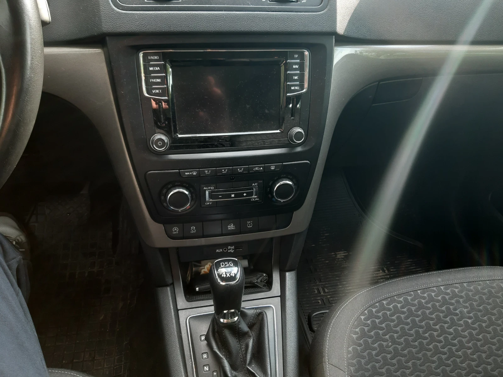 Skoda Yeti 2.0 TDI 150 PSI DSG 4x4 - изображение 3