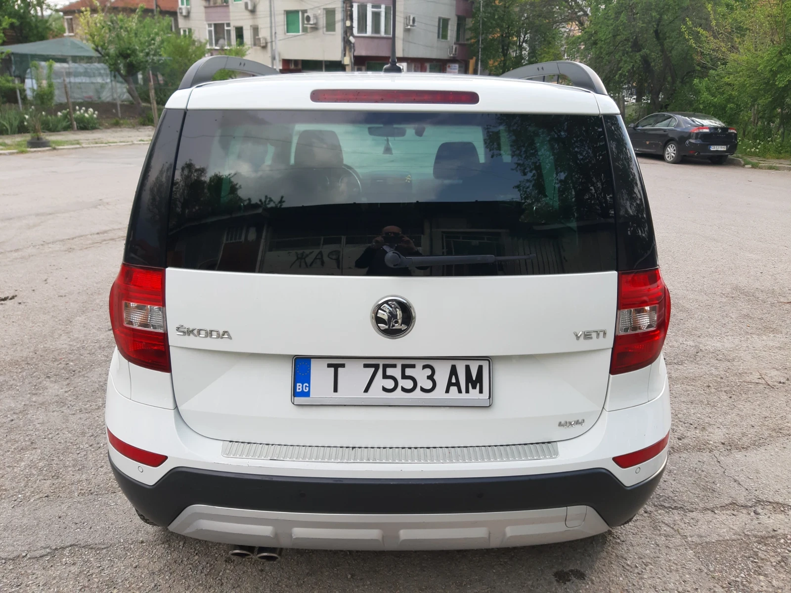 Skoda Yeti 2.0 TDI 150 PSI DSG 4x4 - изображение 4