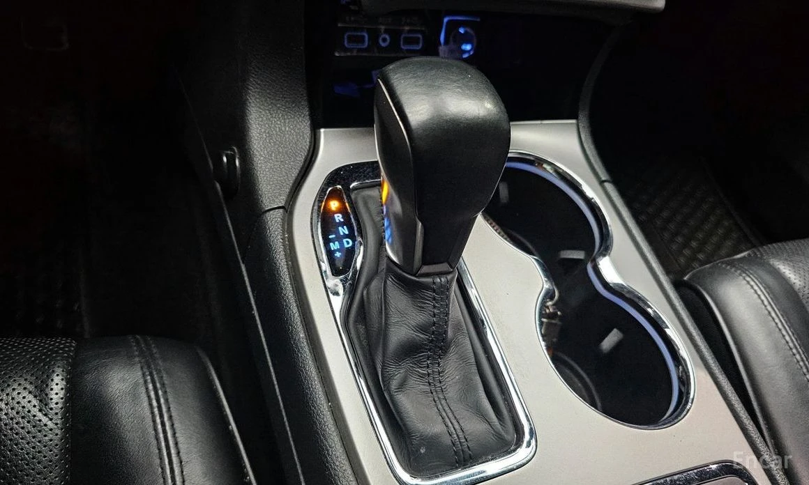 Jeep Grand cherokee, снимка 9 - Автомобили и джипове - 53962289