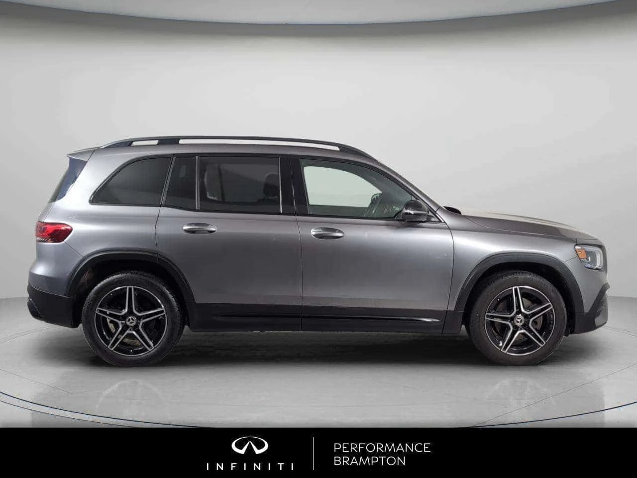 Mercedes-Benz GLB 250 | DISTRONIC | 360 | �������� | ������� |  | Mobile.bg � ����������� 4
