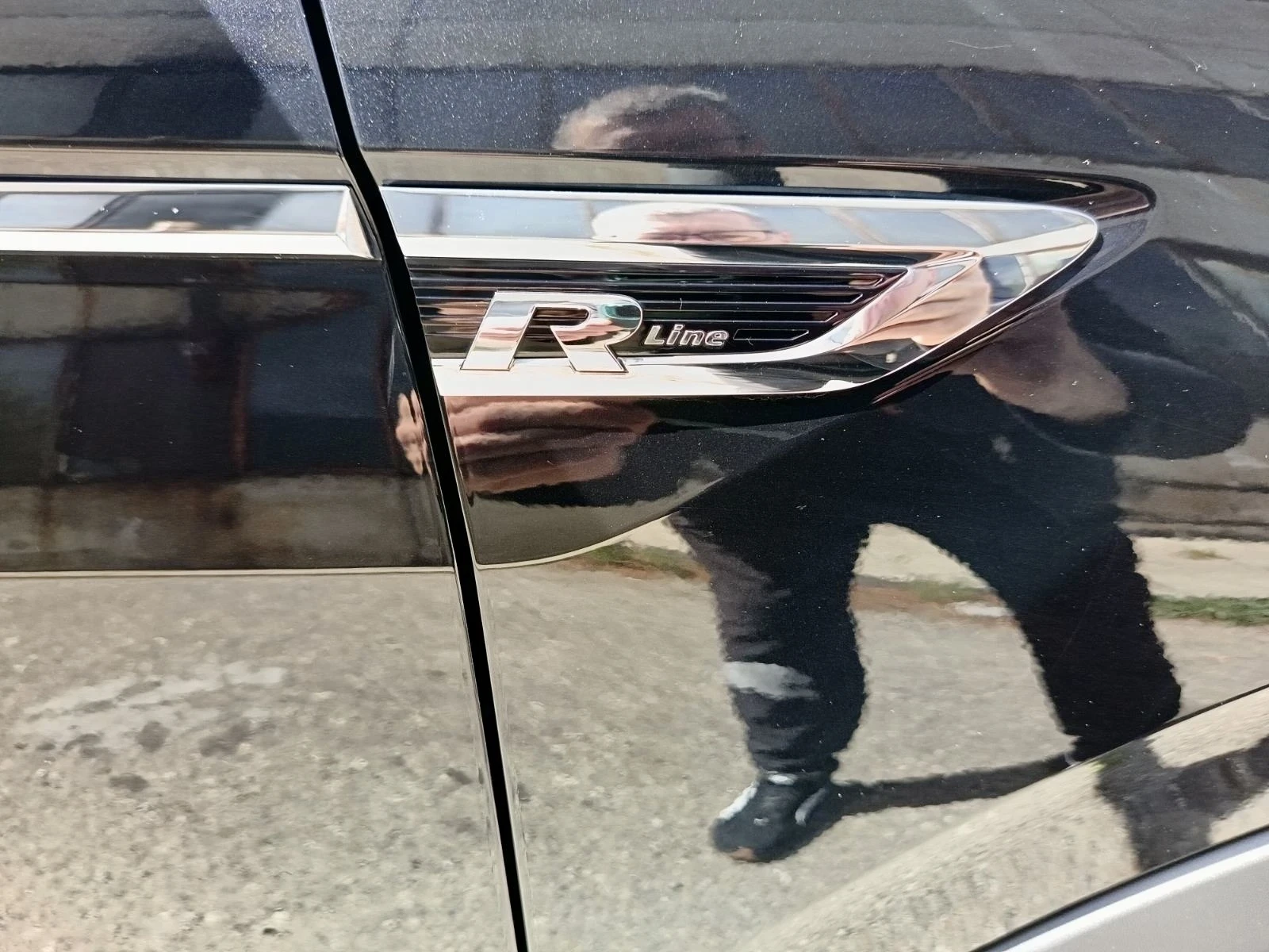 VW Tiguan R Line 4 Motion, снимка 17 - Автомобили и джипове - 54692917