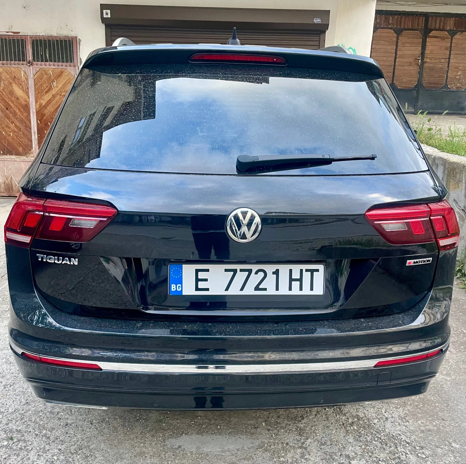 VW Tiguan R Line 4 Motion, снимка 4 - Автомобили и джипове - 54692917