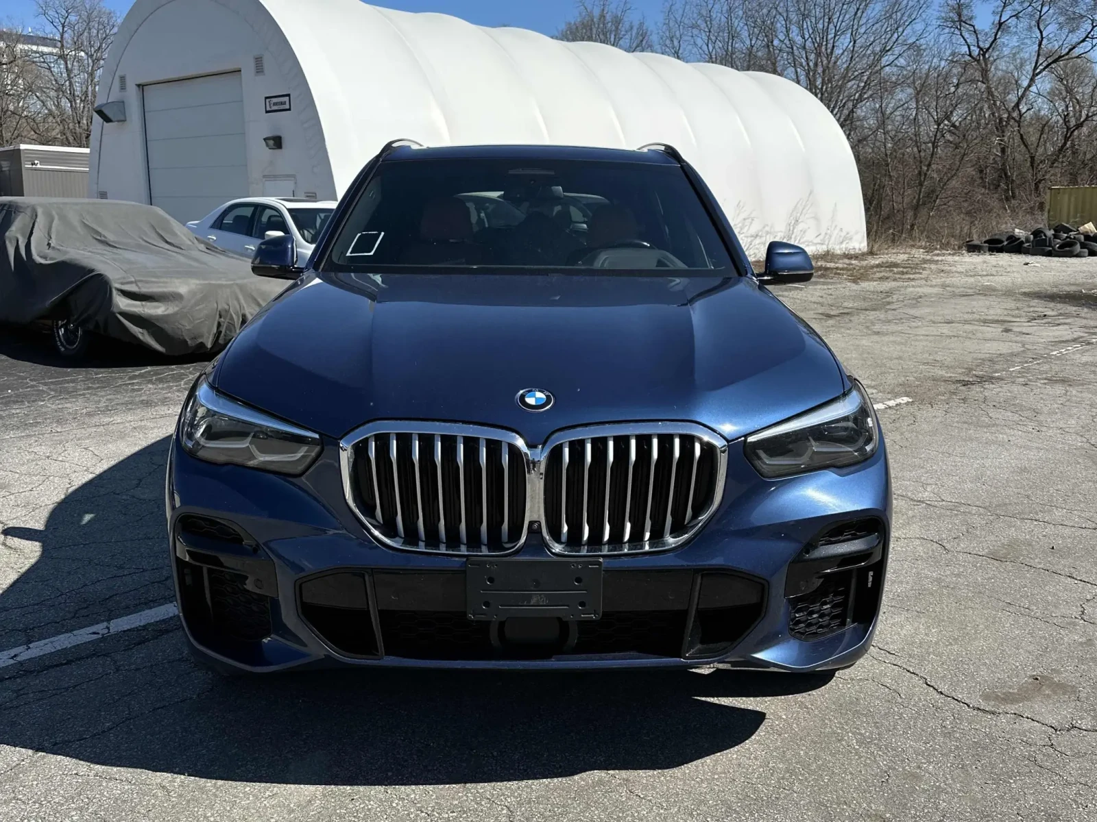 BMW X5 40i / M ПАКЕТ / SKY LOUNGE / МАСАЖИ / АВТОКРЕДИТ , снимка 2 - Автомобили и джипове - 54870889