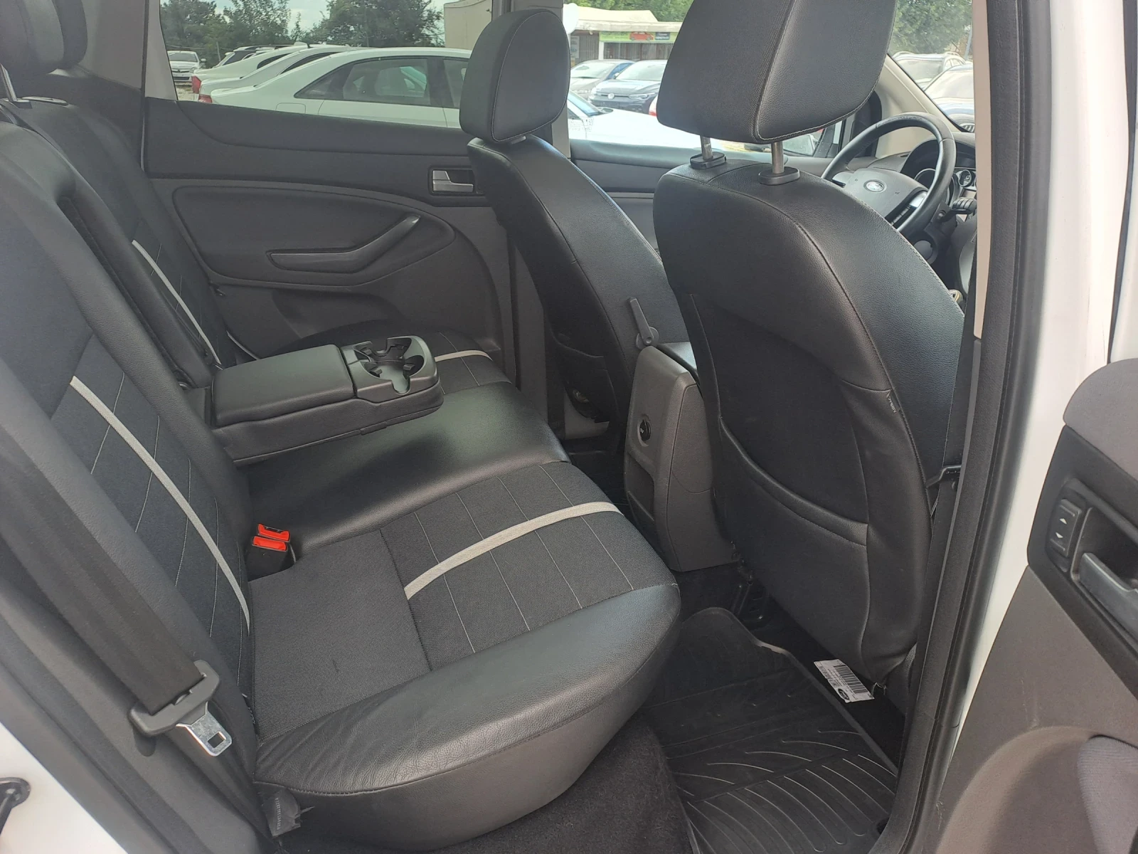 Ford Kuga 2, 0TDCI, 4/4, ПАНОПАМА, снимка 9 - Автомобили и джипове - 55186169