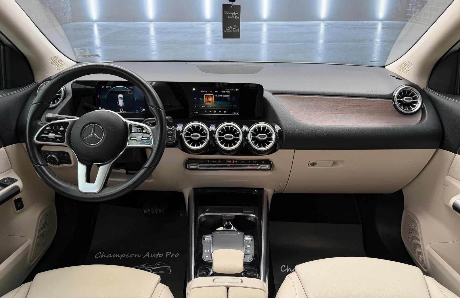 Mercedes-Benz GLA 250 39000 km, снимка 10 - Автомобили и джипове - 55206472