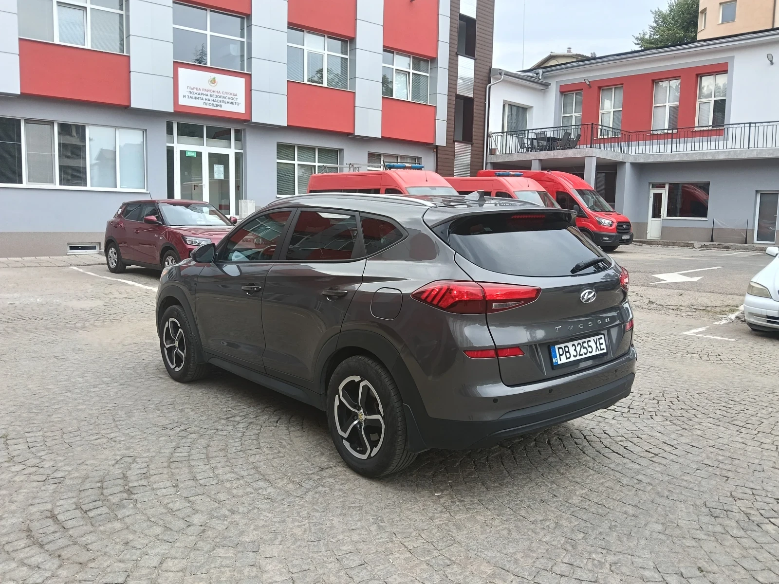 Hyundai Tucson, снимка 4 - Автомобили и джипове - 56042731