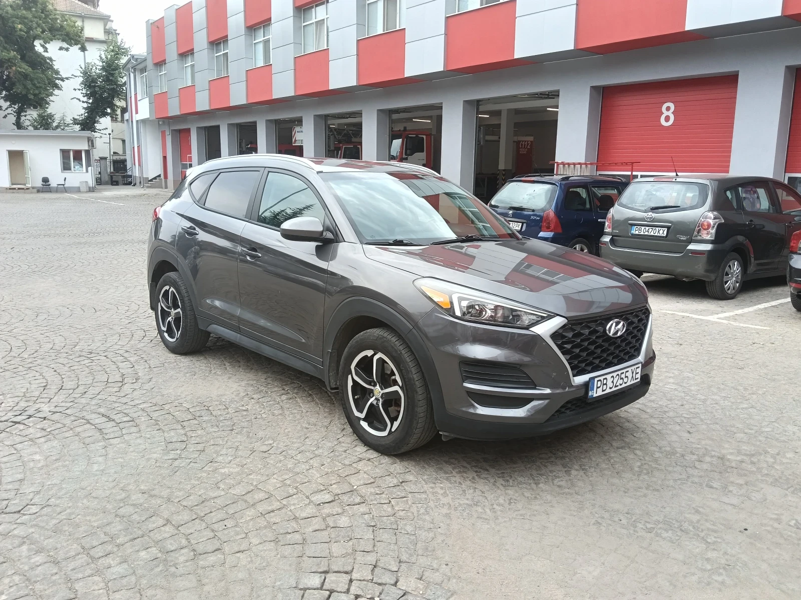 Hyundai Tucson, снимка 8 - Автомобили и джипове - 56042731