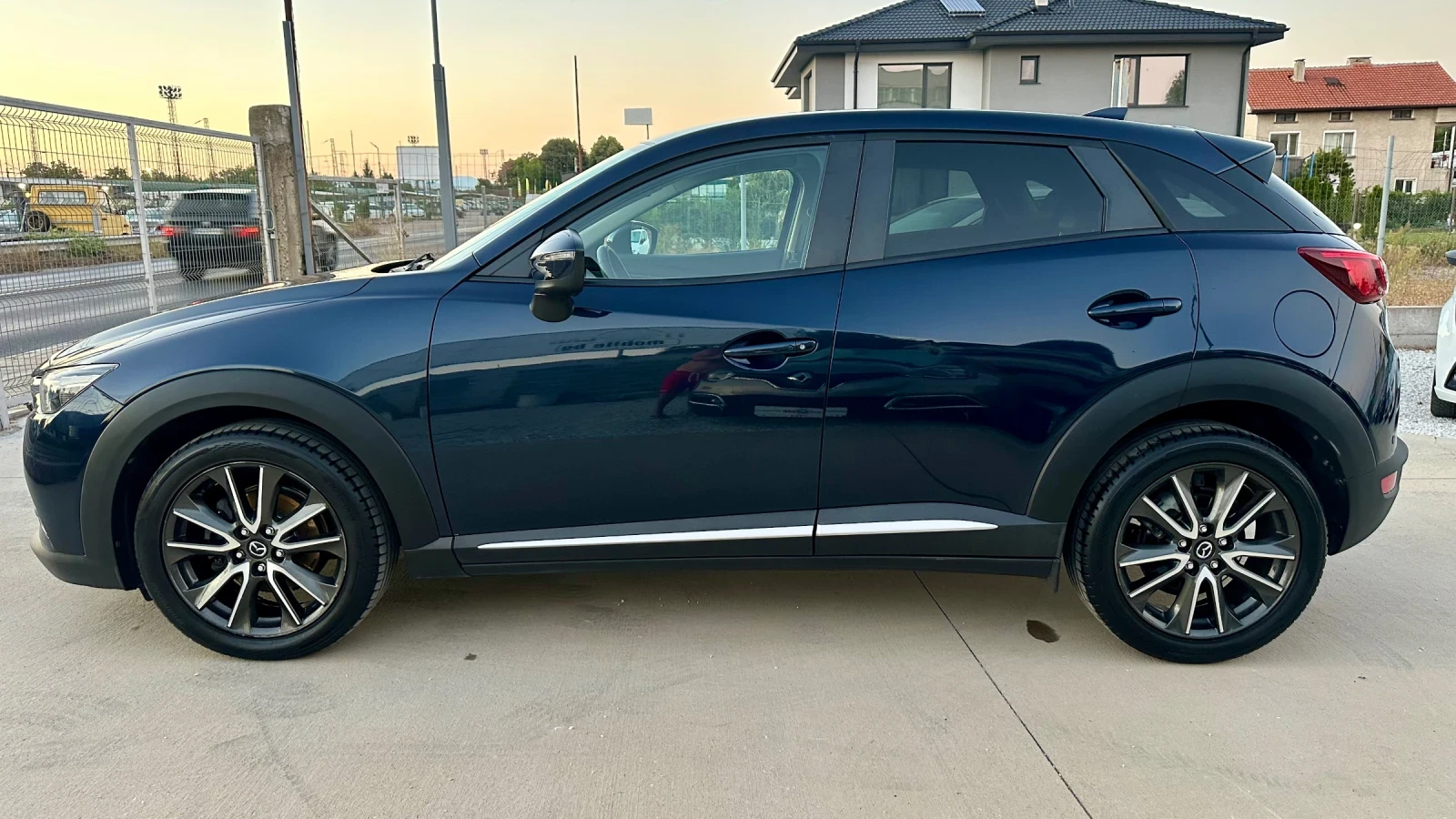 Mazda CX-3 1.5d Exclusive Вс.екстри!   EURO 6b, снимка 7 - Автомобили и джипове - 56121827