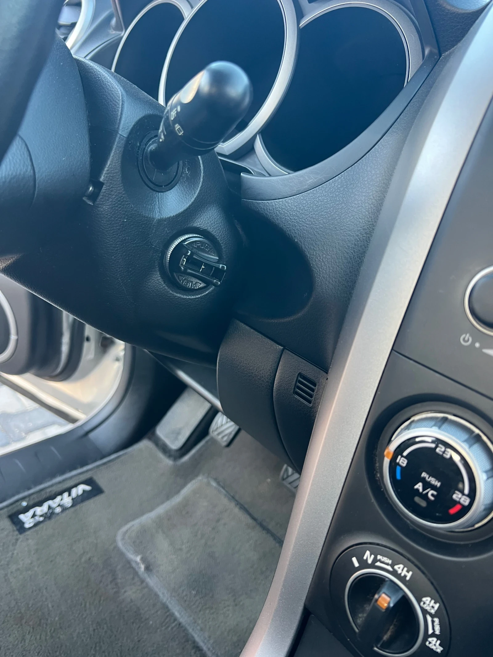 Suzuki Grand vitara, снимка 5 - Автомобили и джипове - 56362164