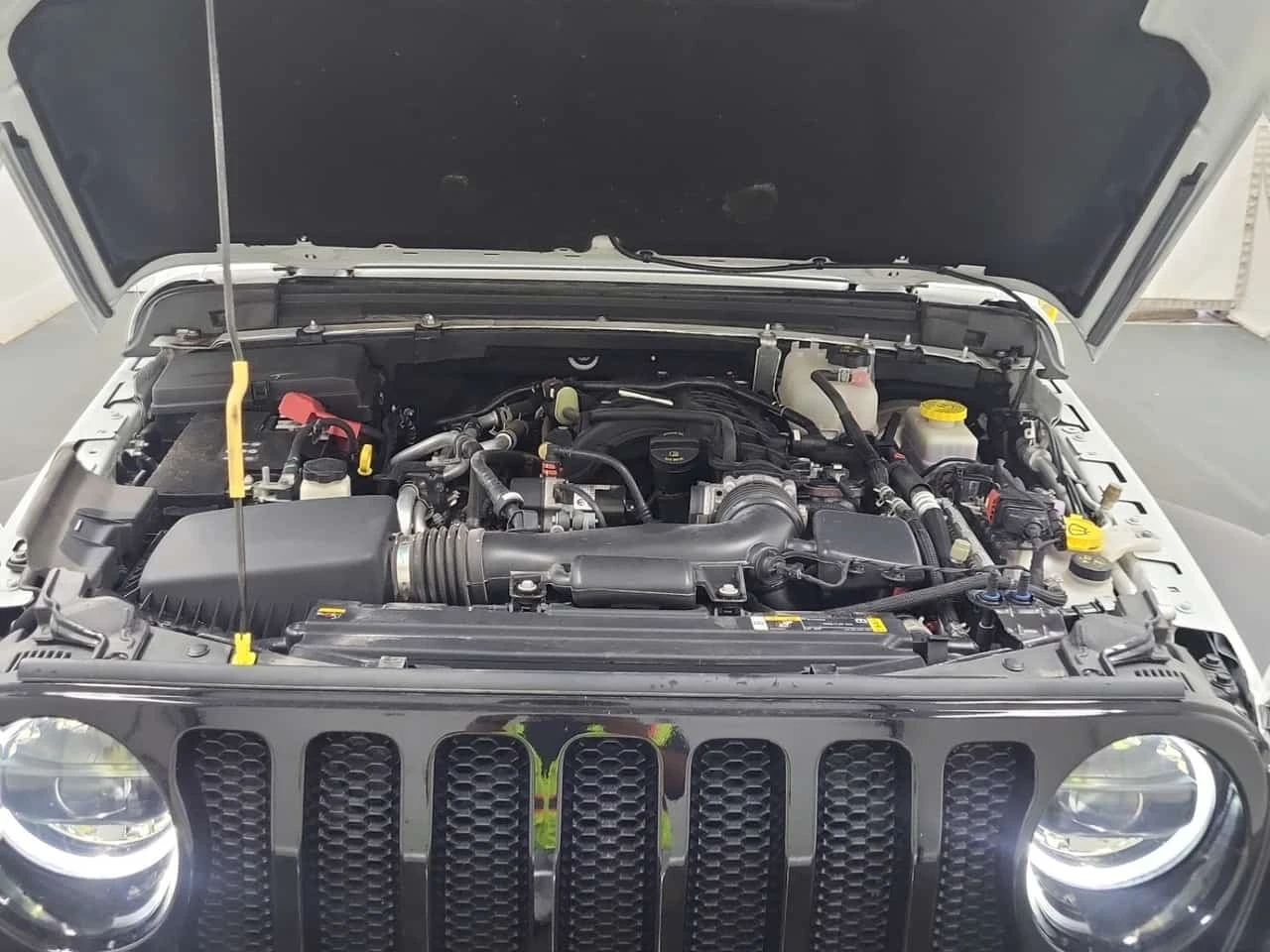 Jeep Wrangler WILLYS * CARFAX * АВТОКРЕДИТ* , снимка 7 - Автомобили и джипове - 56221947