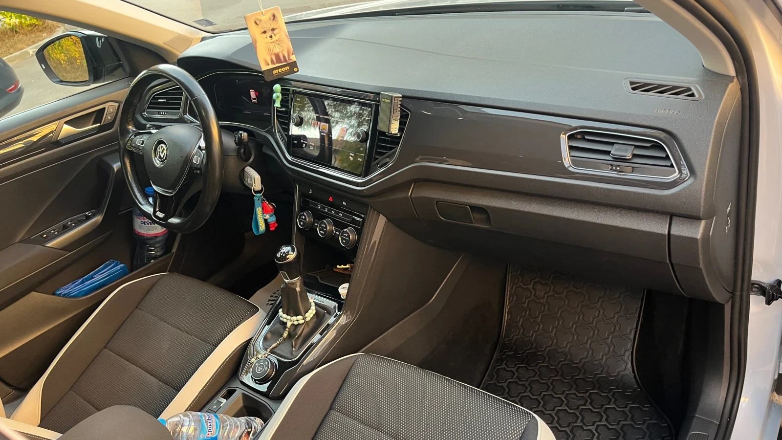 VW T-Roc 2.0 TDI 150кс. , снимка 12 - Автомобили и джипове - 56458957