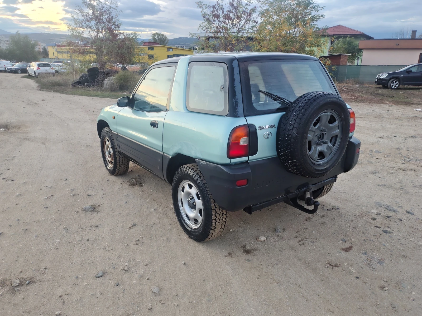 Toyota Rav4 Бензин 4x4, снимка 5 - Автомобили и джипове - 56717835