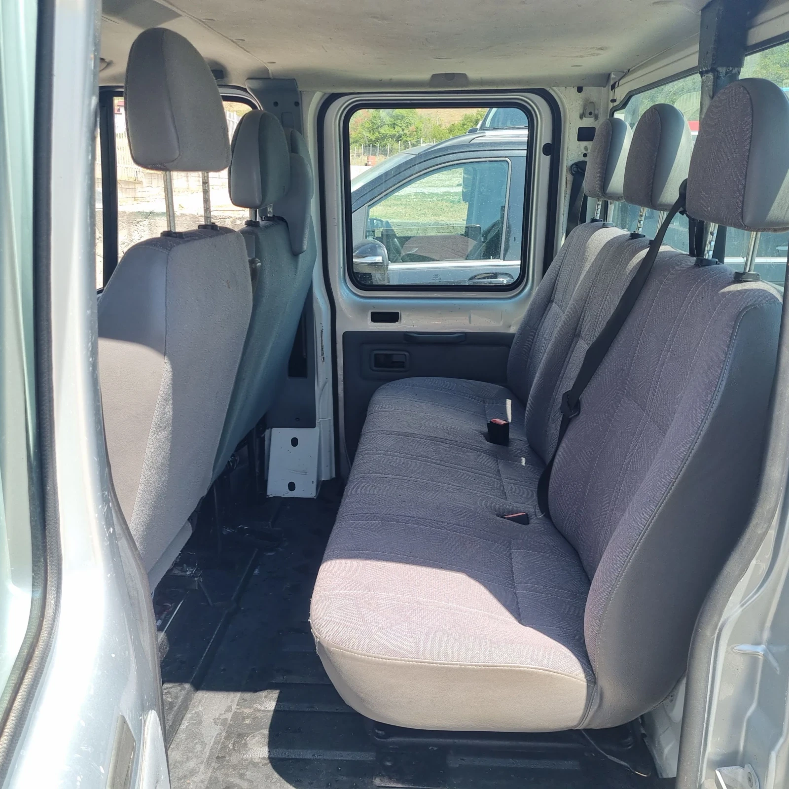 Ford Transit 2.4 - изображение 7