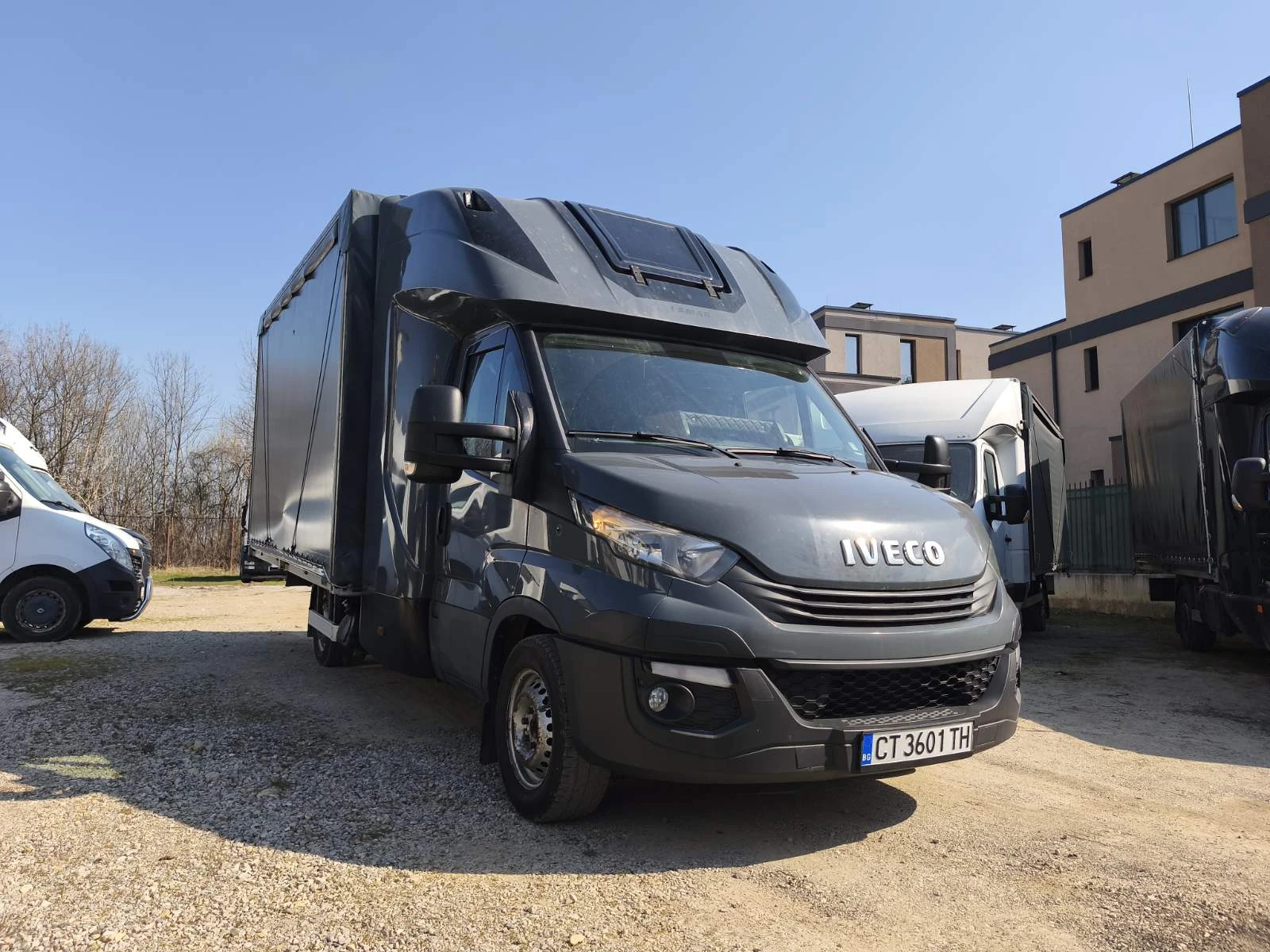 Iveco Daily 4000Е ПЪРВОНАЧАЛНА///10ПАЛ//ДВЕ ЛЕГЛА/ЛИЗИНГ= /ТОП, снимка 3 - Бусове и автобуси - 53865871