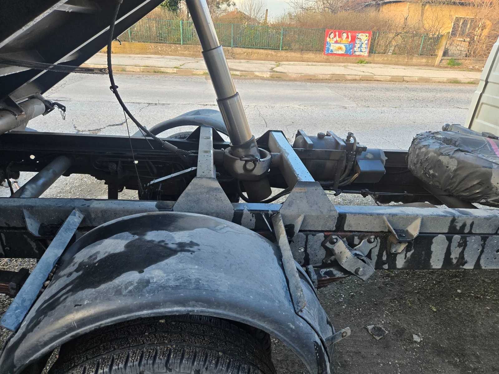 Iveco 3512 2800 тди 3, 60кароцерия 120коня изплащане прес ТБИ, снимка 6 - Бусове и автобуси - 54009474