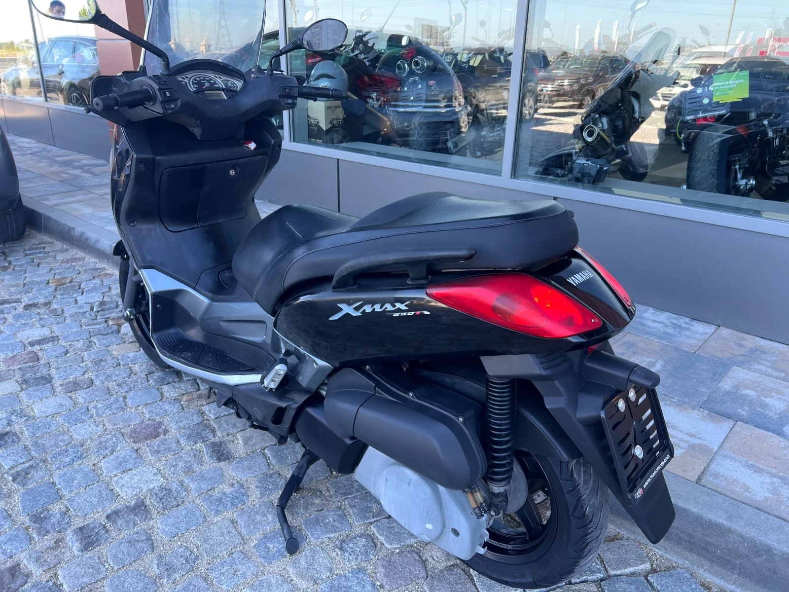 Yamaha X-max 250 - изображение 6