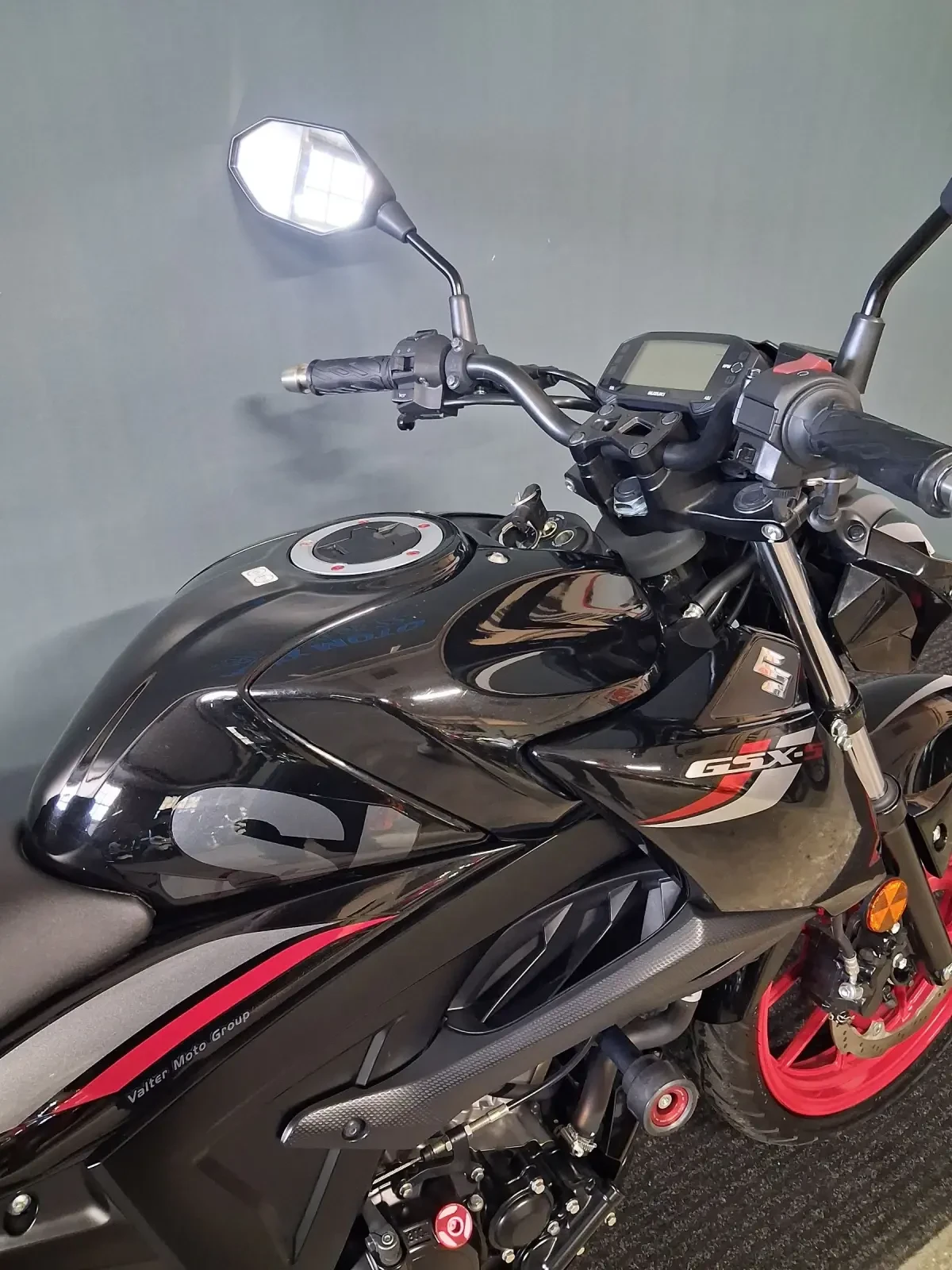 Suzuki Gsx S 125 ABS LED  - изображение 9