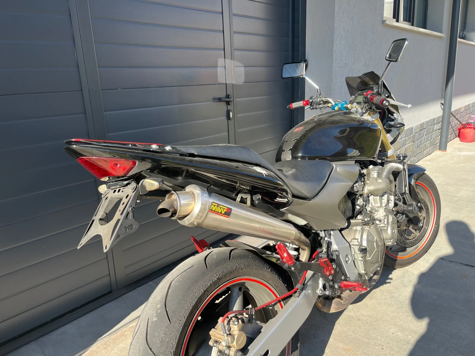 Honda Hornet Service book