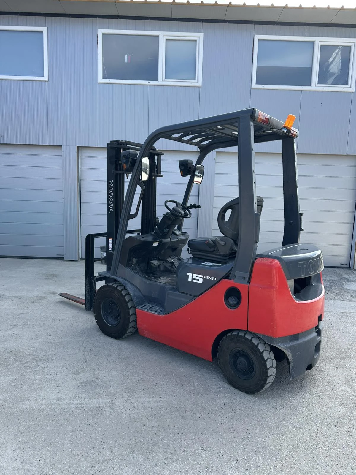 Мотокар Toyota, снимка 2 - Индустриална техника - 54280396