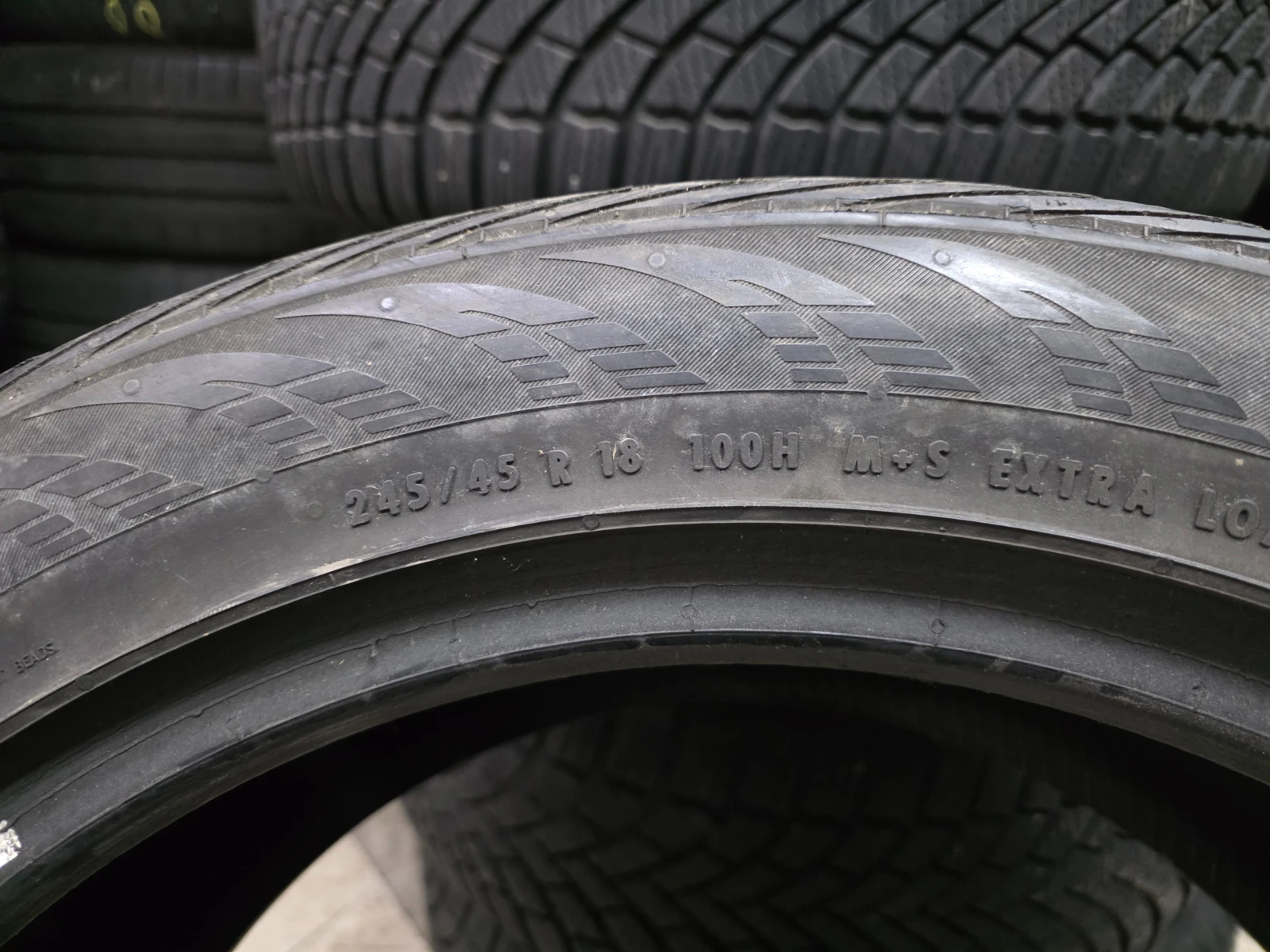 Гуми Летни 245/45R18, снимка 8 - Гуми и джанти - 54087129