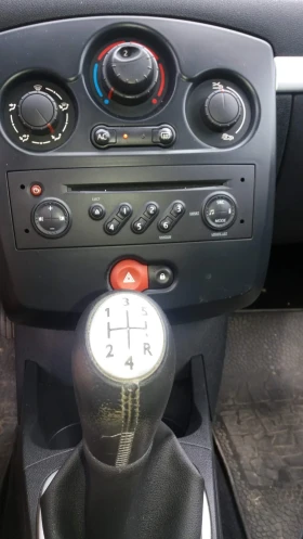 Renault Clio 1.4, снимка 7