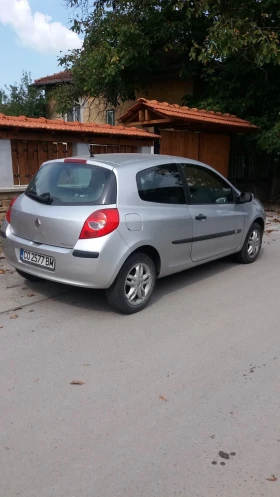Renault Clio 1.4, снимка 4