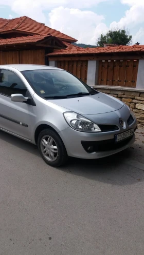 Renault Clio 1.4, снимка 1