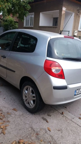 Renault Clio 1.4, снимка 2