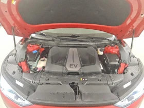 Kia EV6 0.0l Wind, снимка 12